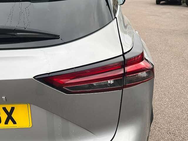 Nissan Qashqai 1.3 DiG-T MH N-Connecta 5dr