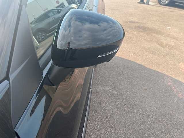 Nissan Juke 1.6 Hybrid Tekna 5dr Auto