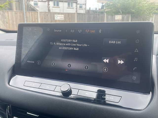 Nissan Qashqai 1.3 DiG-T MH N-Connecta 5dr