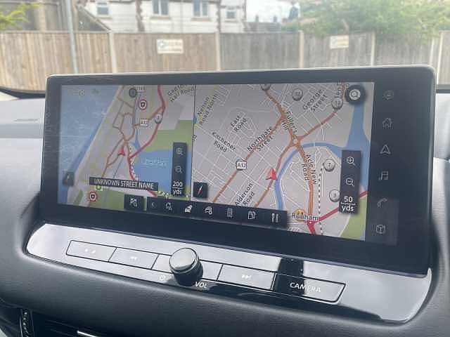 Nissan Qashqai 1.3 DiG-T MH N-Connecta 5dr