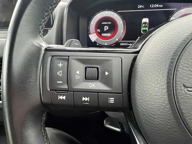 Nissan Qashqai 1.3 DiG-T MH 158 N-Connecta 5dr Xtronic