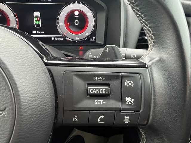 Nissan Qashqai 1.3 DiG-T MH 158 N-Connecta 5dr Xtronic