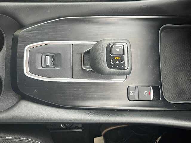 Nissan Qashqai 1.3 DiG-T MH 158 N-Connecta 5dr Xtronic