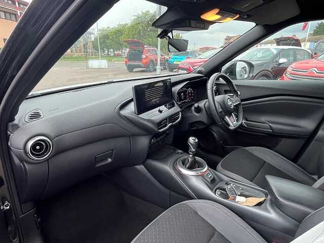 Nissan Juke 1.0 DiG-T N-Connecta 5dr