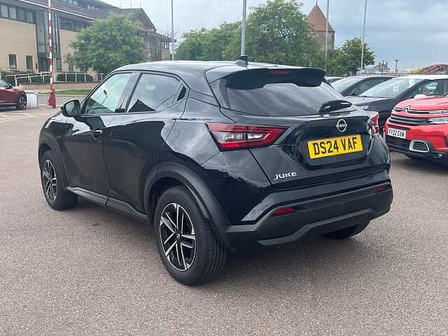 Nissan Juke 1.0 DiG-T N-Connecta 5dr