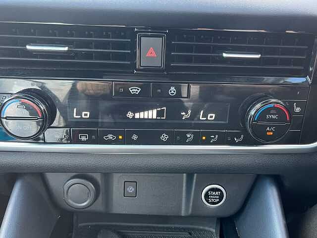 Nissan Qashqai 1.3 DiG-T MH 158 Tekna 5dr Xtronic