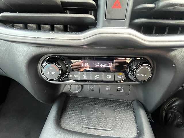 Nissan Juke 1.6 Hybrid N-Connecta 5dr Auto