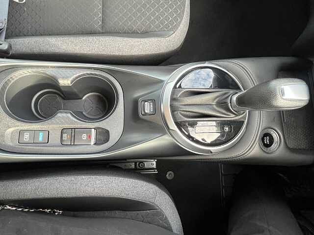 Nissan Juke 1.6 Hybrid N-Connecta 5dr Auto