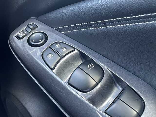 Nissan Juke 1.0 DiG-T 114 N-Connecta 5dr