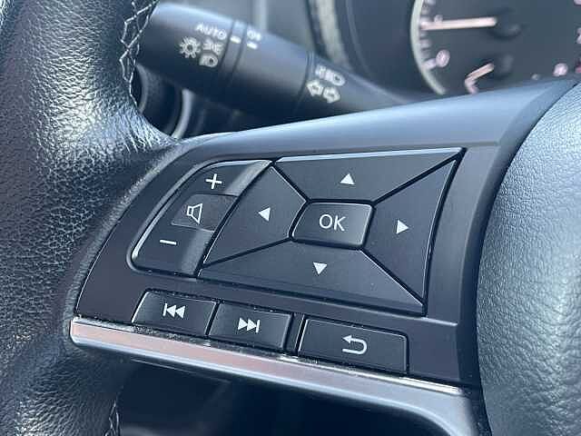 Nissan Juke 1.0 DiG-T 114 N-Connecta 5dr