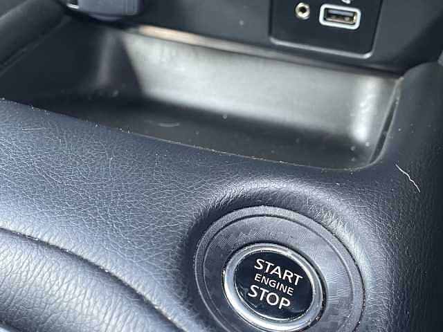 Nissan Juke 1.0 DiG-T 114 N-Connecta 5dr