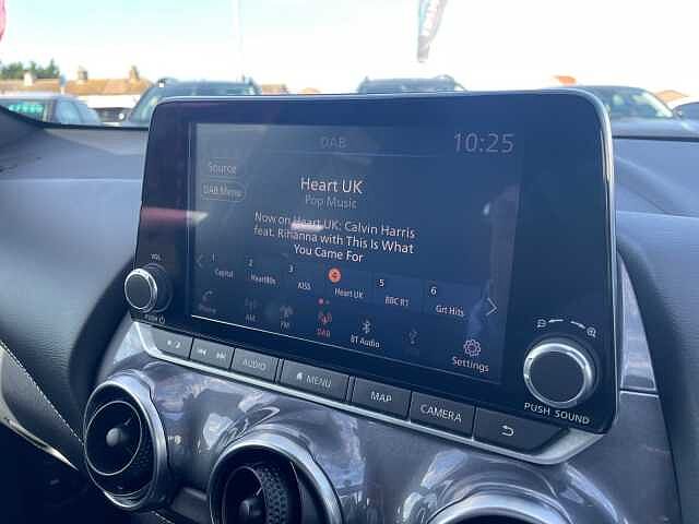 Nissan Juke 1.0 DiG-T 114 N-Connecta 5dr