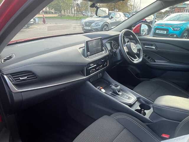 Nissan Qashqai 1.3 DiG-T MH 158 Acenta Premium 5dr Xtronic