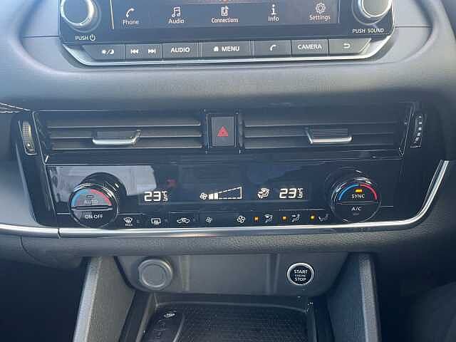 Nissan Qashqai 1.3 DiG-T MH 158 Acenta Premium 5dr Xtronic