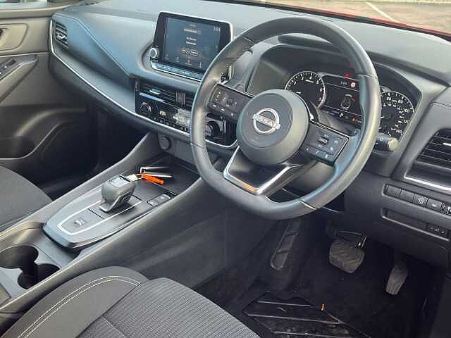 Nissan Qashqai 1.3 DiG-T MH 158 Acenta Premium 5dr Xtronic