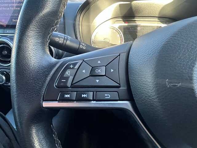 Nissan Juke 1.0 DiG-T 114 Tekna 5dr