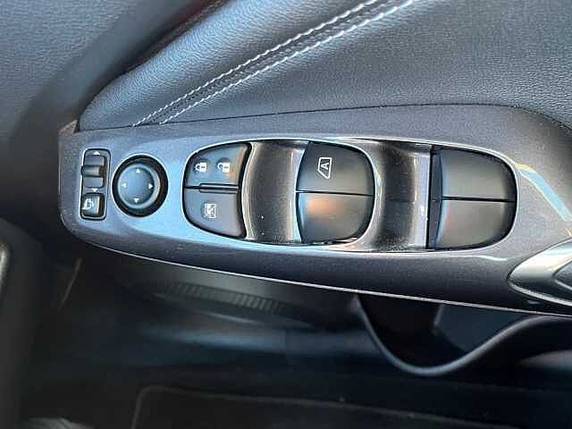 Nissan Juke 1.0 DiG-T 114 Tekna 5dr