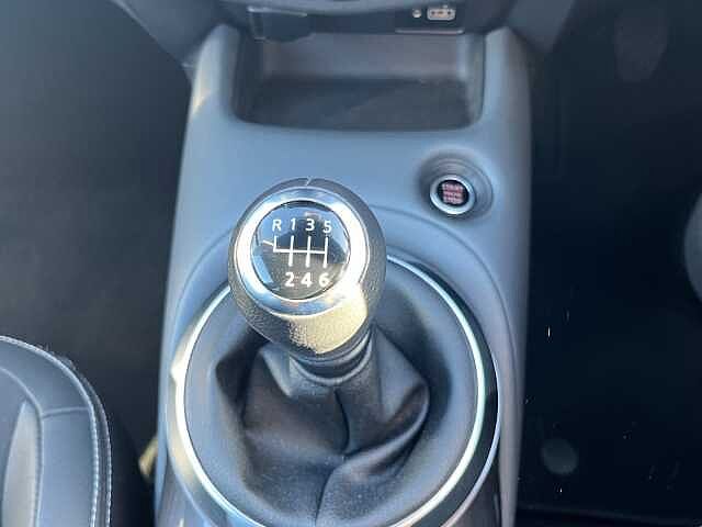 Nissan Juke 1.0 DiG-T 114 Tekna 5dr