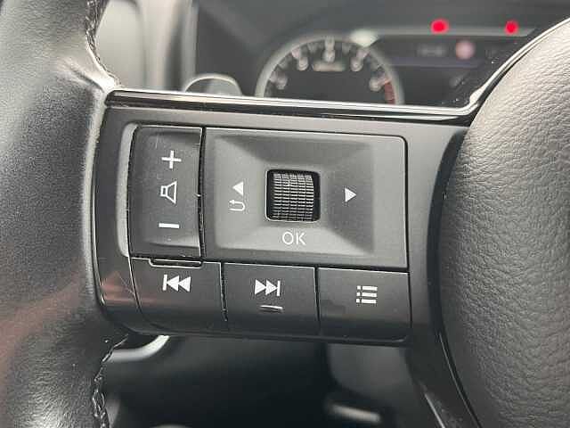 Nissan Qashqai 1.3 DiG-T MH 158 Acenta Premium 5dr Xtronic