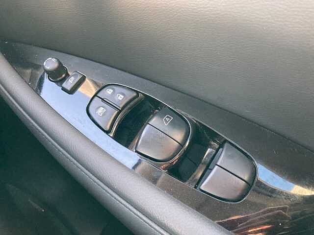 Nissan LEAF 110kW Tekna 39kWh 5dr Auto