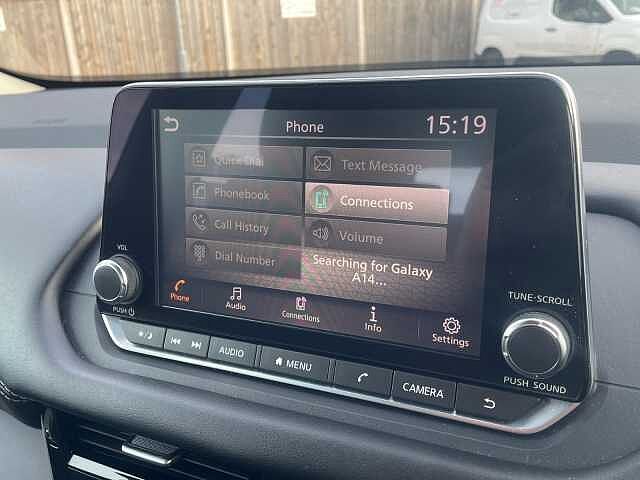 Nissan Qashqai 1.3 DiG-T MH 158 Acenta Premium 5dr Xtronic