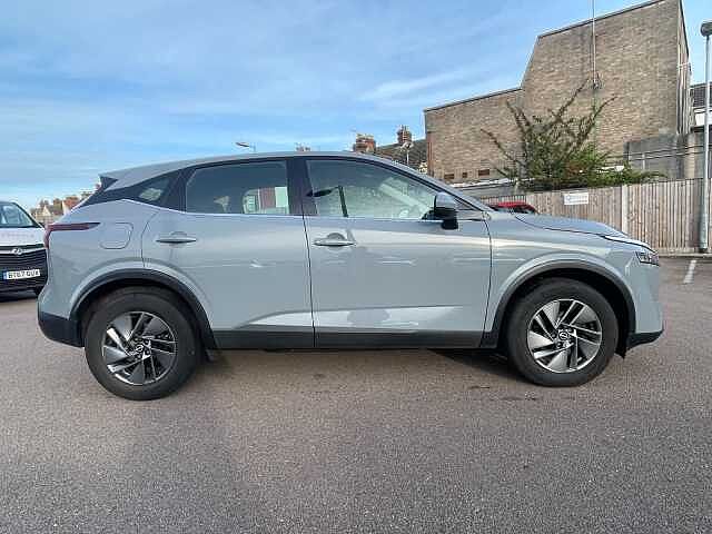 Nissan Qashqai 1.3 DiG-T MH 158 Acenta Premium 5dr Xtronic