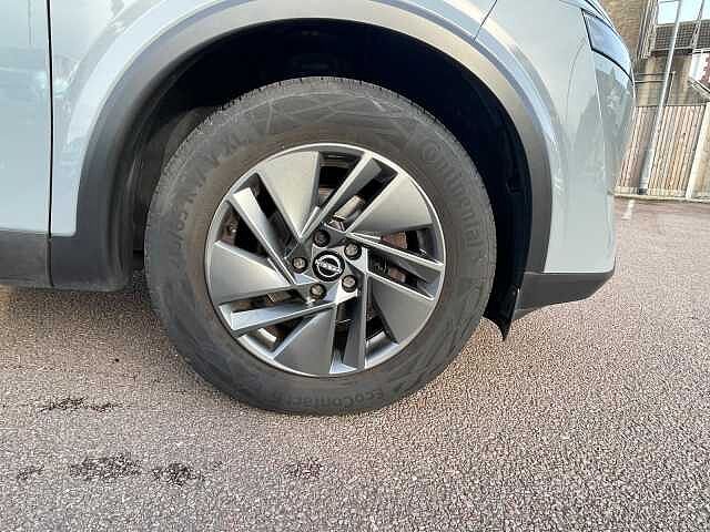Nissan Qashqai 1.3 DiG-T MH 158 Acenta Premium 5dr Xtronic