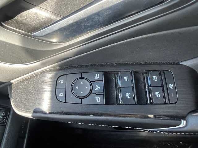 Nissan Qashqai 1.5 E-Power N-Connecta [Glass Roof] 5dr Auto