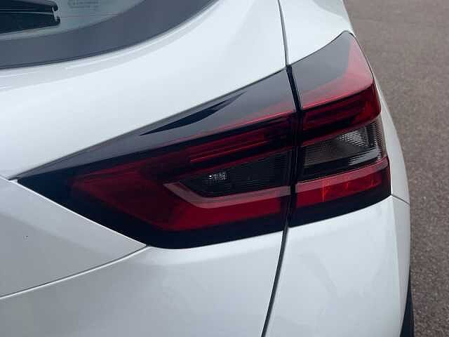 Nissan Juke 1.0 DiG-T Acenta Premium 5dr