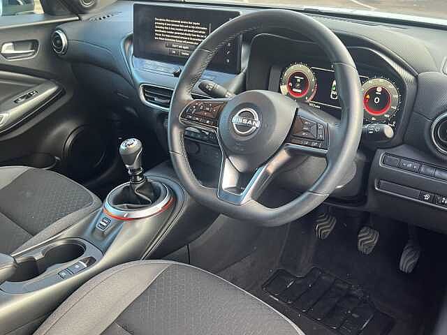 Nissan Juke 1.0 DiG-T N-Connecta 5dr