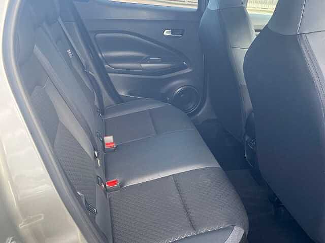 Nissan Juke 1.0 DiG-T N-Connecta 5dr